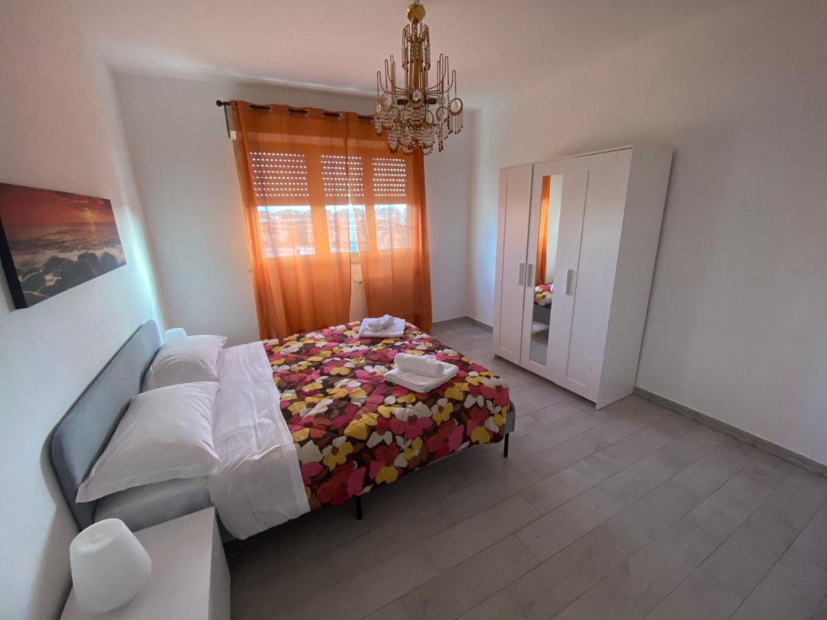 Grande, Vista Mare A 2 Passi Dalla Spiaggia Lido di Ostia Eksteriør billede